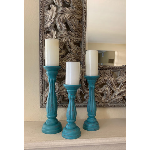 Urban Designs Vintage Wood Pillar Candle Holder - Set of 3